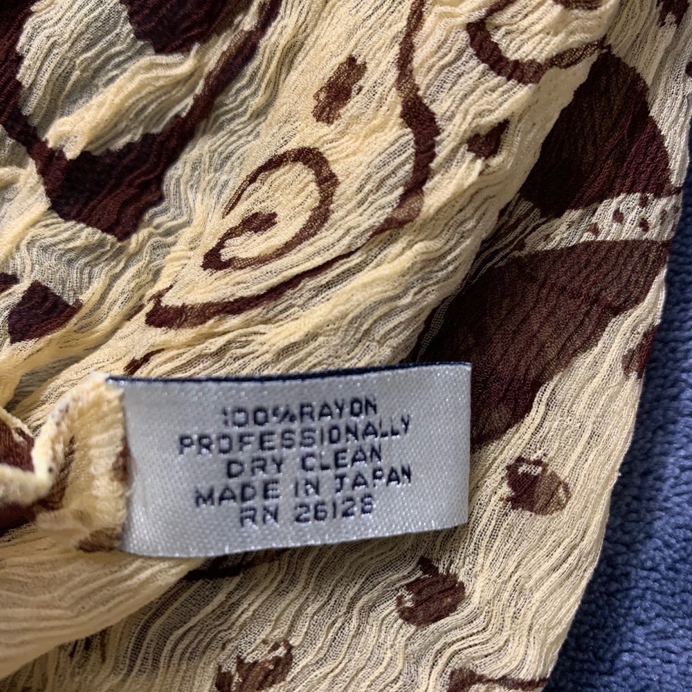Scarf - Picture 5 of 6